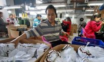 China’s Clothing Industry Faces Rocky Road