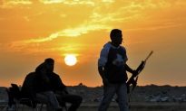 Libyan Rebels Cut Off Oil Pipeline to Tripoli