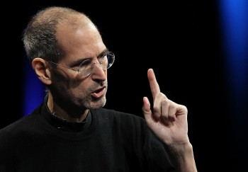 Steve Jobs, Iconic Apple Leader, Dies