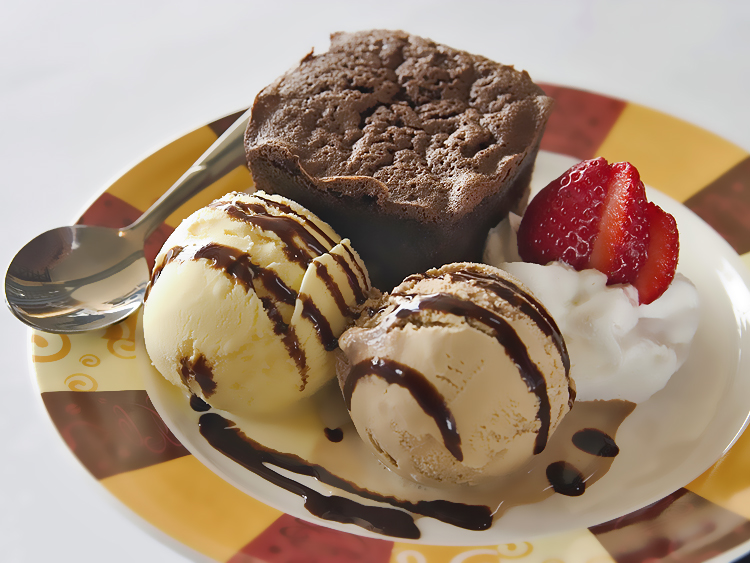 Brownie à la Mode A Simple and Easy Dessert