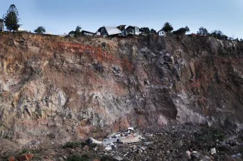 Christchurch Racked by Further Strong Tremors