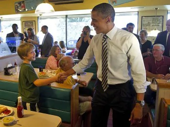 Palin, Obama Converge on Iowa