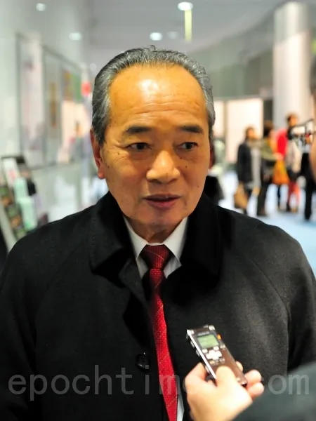 Mr. Kiyoshi Siba, Deputy Speaker of Hiroshima Prefectural Assembly, attended Shen Yun Performing Arts, on Feb. 19, at the Hiroshima City Cultural Exchange Hall. (Liang Chaoren/The Epoch Times)