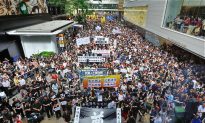 Waves of Protests as Hu Jintao Arrives in Hong Kong