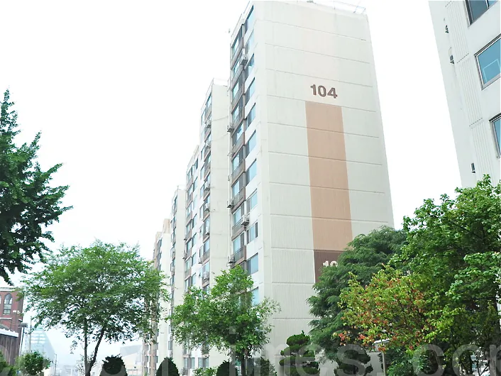 China Economic Daily’s office in a residential complex in Seoul. (The Epoch Times)
