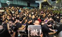 Hong Kong Chief Scraps ‘Brainwashing’ Classes After Massive Protests