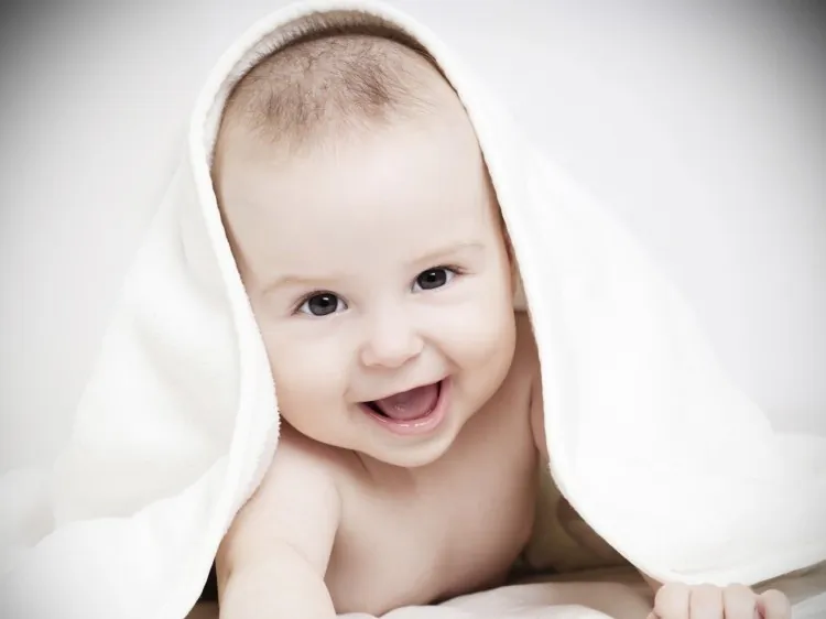 Research finds that mothers with low vitamin D levels are more likely to have children who have language impairments. (Photos.com)