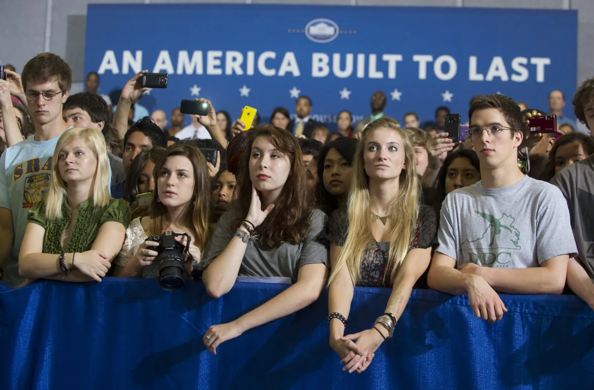 Junior and senior high school students listen as US President Barack Obama speaks on the interest rates of federal subsidized student loans at Washington-Lee High School in Arlington, Virginia, May 4, 2012. (Saul Loeb/AFP/GettyImages)