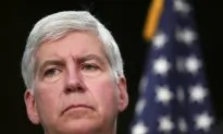 Snyder Asks Obama for Emergency Declaration in Water Crisis
