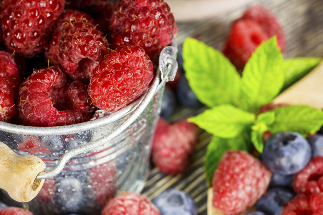 9 Tricks to Eat Healthy at Any Restaurant