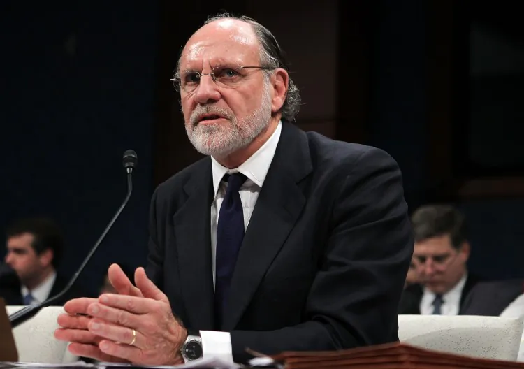Former chairman and CEO of MF Global and former New Jersey Governor Jon Corzine testifies during a hearing before the House Financial Services Committee on Dec. 15, 2011, in Washington. (Alex Wong/Getty Images)