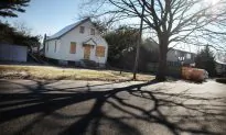 Banks Reach Foreclosure Settlement With Government