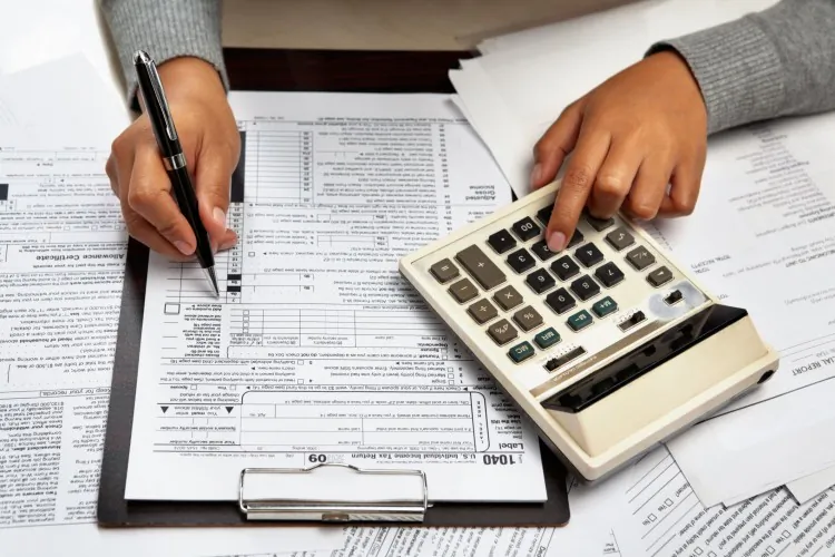 Since 2006, the government has introduced several tax relief measures through Canada’s Economic Action Plan. (Rudyanto Wijaya/Photos.com)