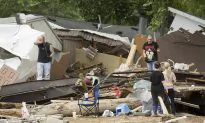 Mud, Rain, Debris, Hamper Search for Kentucky Flood Victims