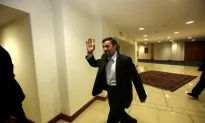 Ahmadinejad Accused of Putin-like Power Grab