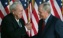 Golfer Arnold Palmer Awarded Congressional Gold Medal(Photo)