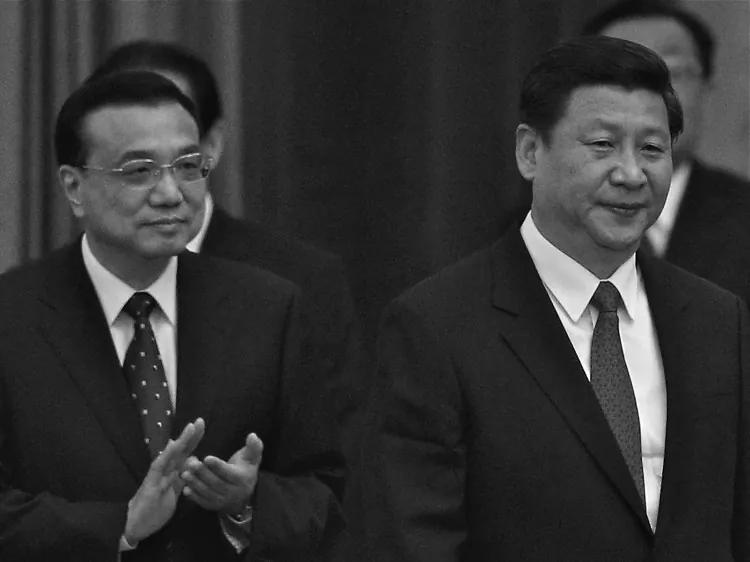 Xi Jinping (R) and Li Keqiang (L) on Sept. 29, 2012 at the Great Hall of the People in Beijing. At the 18th Party Congress, expected to convene on Nov. 8, Xi and Vice Premier Li Keqiang are expected to be introduced as the Party’s new leadership team. (Feng Li/Getty Images)