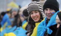 Ukraine’s Cultural Divide Deepened by Political Campaigns