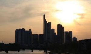 Shen Yun Enchants Frankfurt Theatergoers