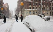 Snow Storm Continues, New York City Closes All Public Schools