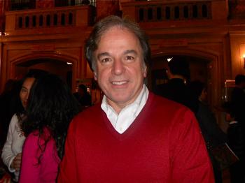 Professionals Say They Learn From Shen Yun