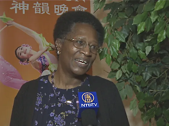 Ms. Olevia Brown-Klahn speaks about her Shen Yun experience in Toledo. (Courtesy NTD Television)
