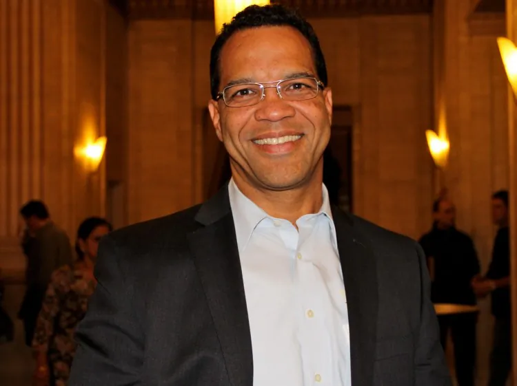 Dr. José Torres shares his Shen Yun experience after the performance in Chicago's Civic Opera Theater. (Shar Adams/The Epoch Times)