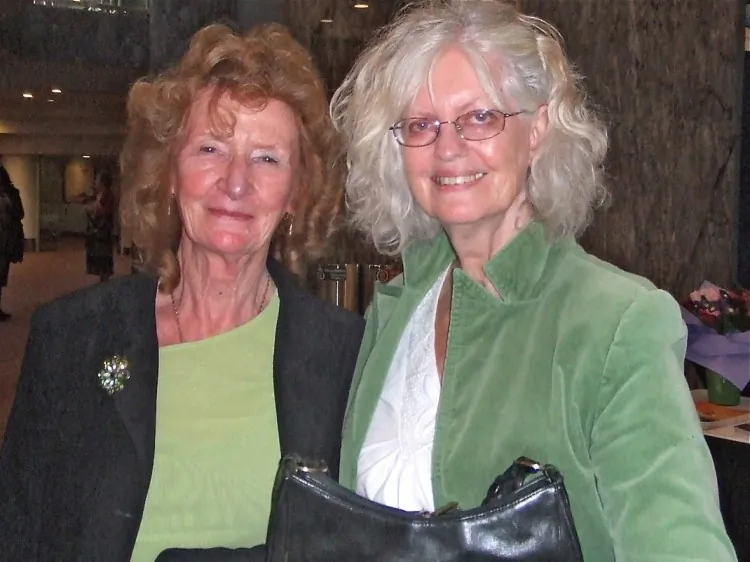 Noeline Goldie, a retired principal and former academy of ballet teacher, and her neighbour Ann Saunders attend Shen Yun Performing Arts In Auckland. (Diane Cordemans/The Epoch Times)