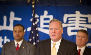 Tri-State Officials Commend Falun Dafa and Founder Mr. Li Hongzhi