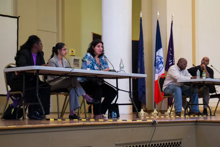 Student Alexis Cedeno at Bronx Community College on Tuesday. (Benjamin Chasteen/The Epoch Times)