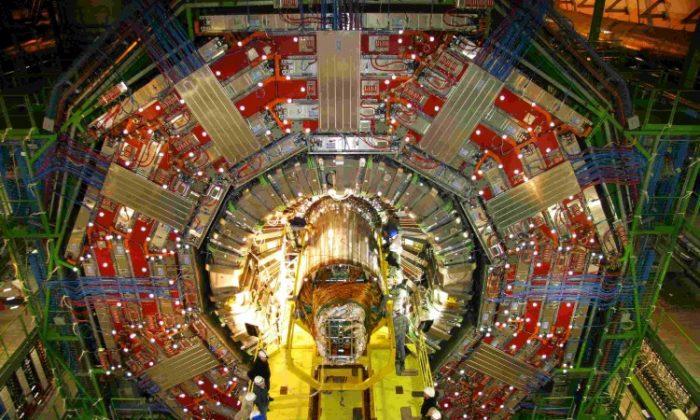 Based on the data produced by big detectors like the Compact Muon Spectrometer (CMS) at CERN, Geneva, the structure of matter can be studied in detail. (KIT/Markus Breig)