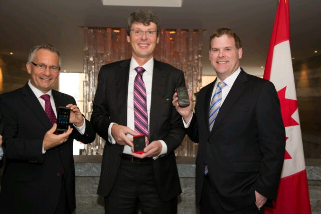 20130130-WEF-BB10-Launch-by-DFAIT Epoch Times Photo