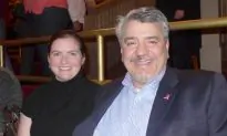Former Mayor Says Shen Yun Displays ‘Beautiful Culture’