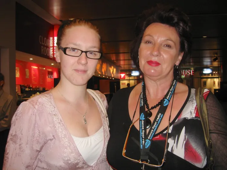 Jessica Dwyer and Moya Montgomery attend Shen Yun Performing Arts in Canberra. (Leigh Smith/The Epoch Times)