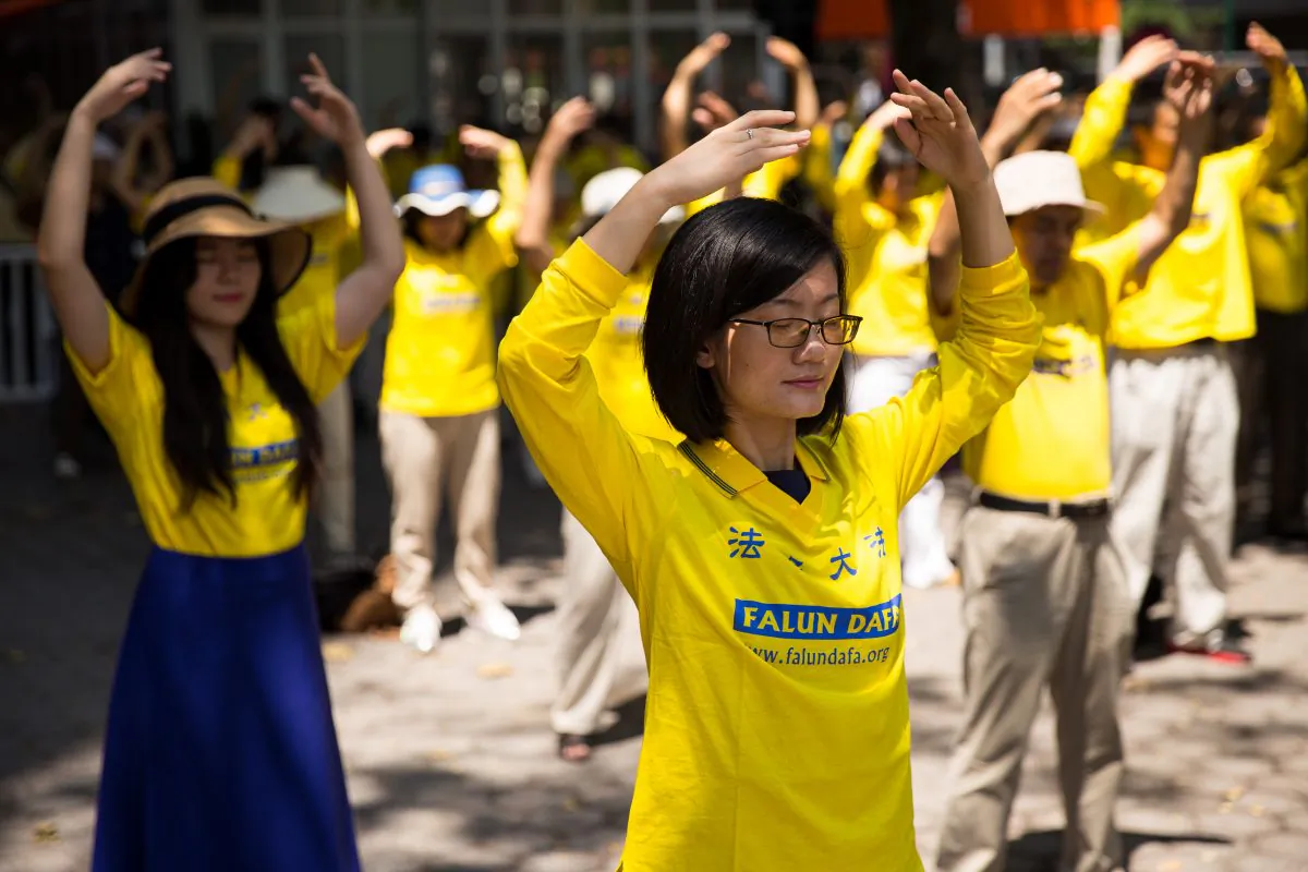 On Anniversary of Persecution, Chinese Women Tell of a Narrow Escape