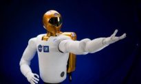 Hands Down, the World’s Most Dexterous Robot