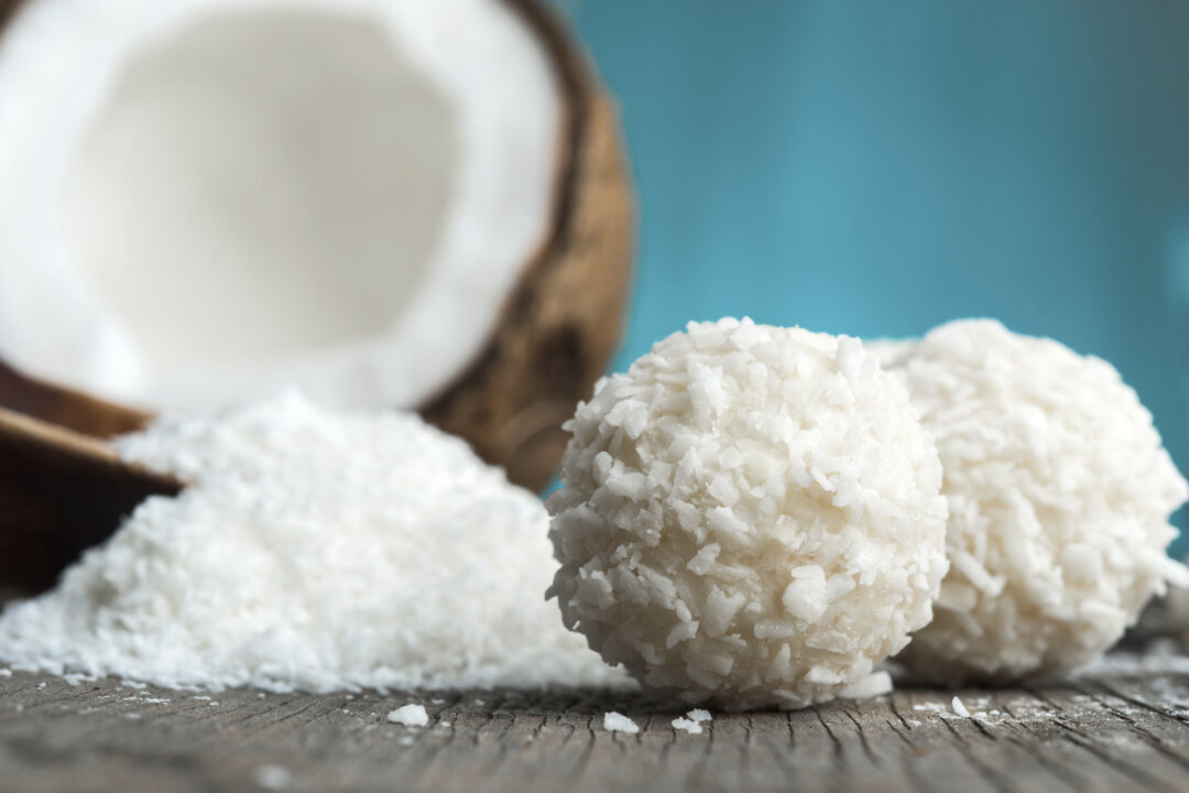 Coconut flour is a great addition to a healthy diet.  (Rozmarina/iStock)