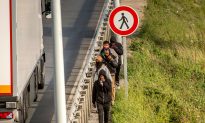 Hungary Shuts Down Rail Traffic for Westward-Bound Migrants