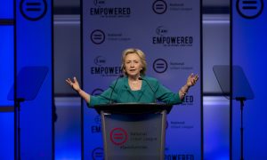 In Swing State Florida, Clinton Calls for Cuba Embargo's End