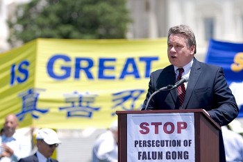 Congressman Chris Smith of New Jersey. (Alex Ma/The Epoch Times) Congressman Chris Smith of New Jersey. (Alex Ma/The Epoch Times)
