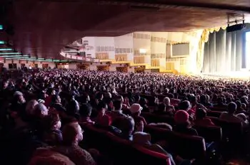 Business Owner Finds Shen Yun ‘Unbelievable’