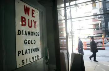 Thieves run off with $66,000 from Diamond District Jewelry Store