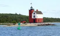 Students Tackle Plastic Pollution in Great Lakes