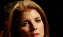 Caroline Kennedy Withdraws Name for Senate Seat