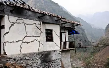 Chinese Earthquake Hero, Eulogized by State, Revealed As Fraud