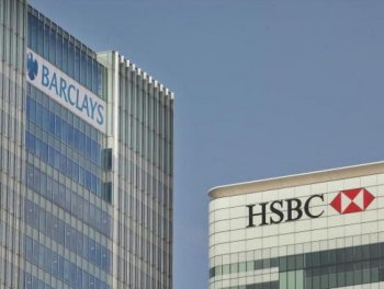 The HSBC and Barclays bank headquarters in London, England. (Peter Macdiarmid/Getty Images)