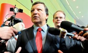 Barroso Can't Convince European Socialists