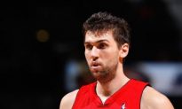 Andrea Bargnani of Toronto Drops 41 on Knicks in Raptors’ Loss