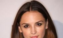 Rachael Leigh Cook ‘Up in Arms’ Over Celeb Airbrushing