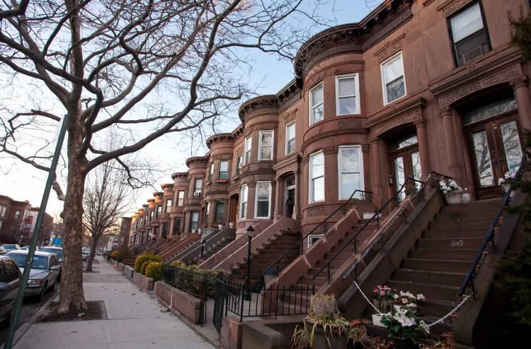 House rows in Bay Ridge, Brooklyn seen on Jan 18. (Amal Chen/The Epoch Times)